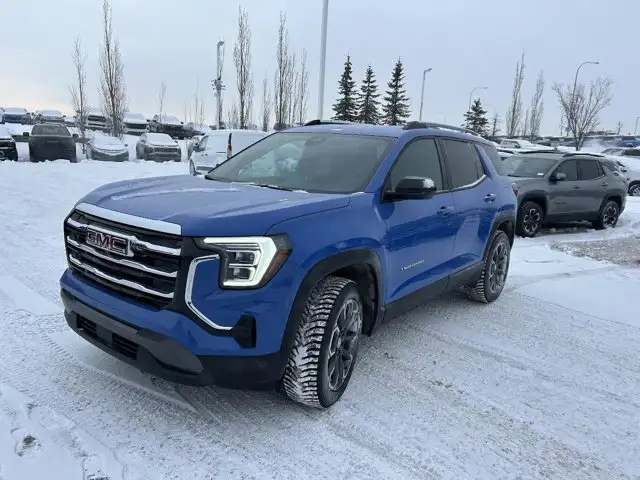 2026 GMC Terrain AWD Elevation 1.5L - Photo 3