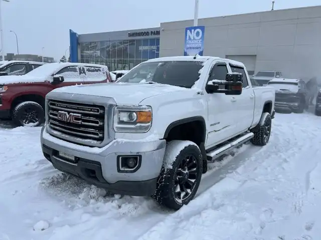 2017 GMC Sierra 3500HD SLE 6.0L - Photo 3