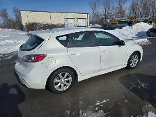 2011 Mazda MAZDA3 GS - Photo 4