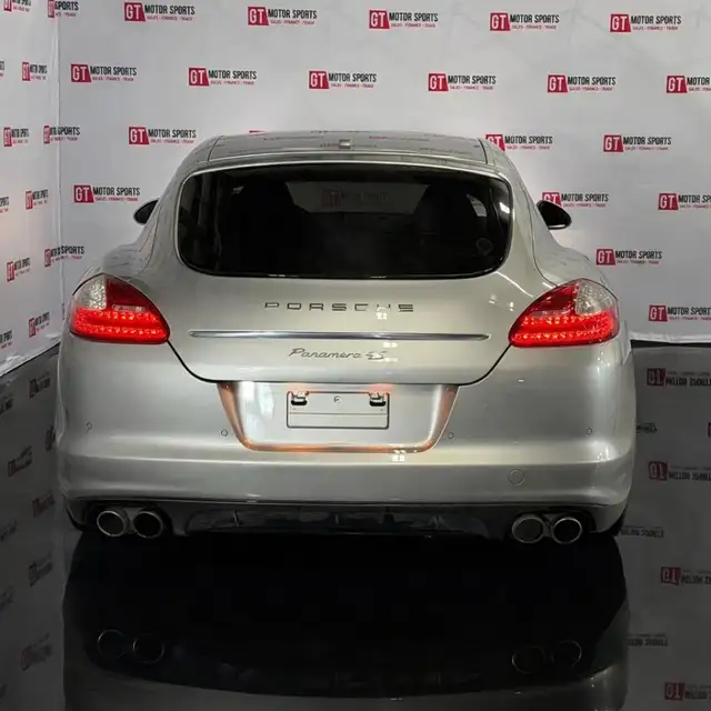 2010 Porsche Panamera 4S | LOW KILOMETRES | NO ACCIDENTS - Photo 5