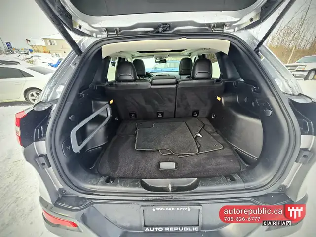 2017 Jeep Cherokee Limited V6 AWD Certified No Accidents Tow Pac - Photo 15