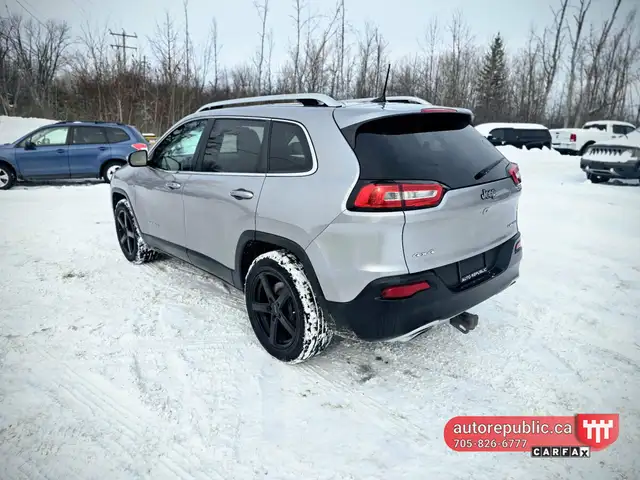 2017 Jeep Cherokee Limited V6 AWD Certified No Accidents Tow Pac - Photo 21