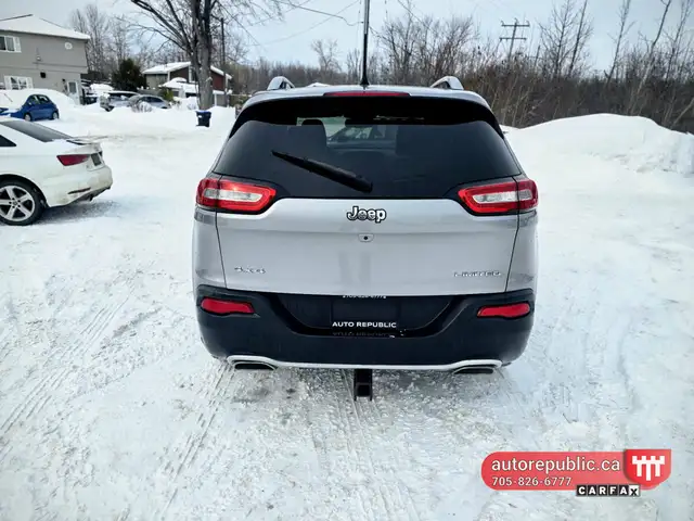 2017 Jeep Cherokee Limited V6 AWD Certified No Accidents Tow Pac - Photo 22