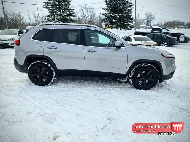 2017 Jeep Cherokee Limited V6 AWD Certified No Accidents Tow Pac - Photo 23