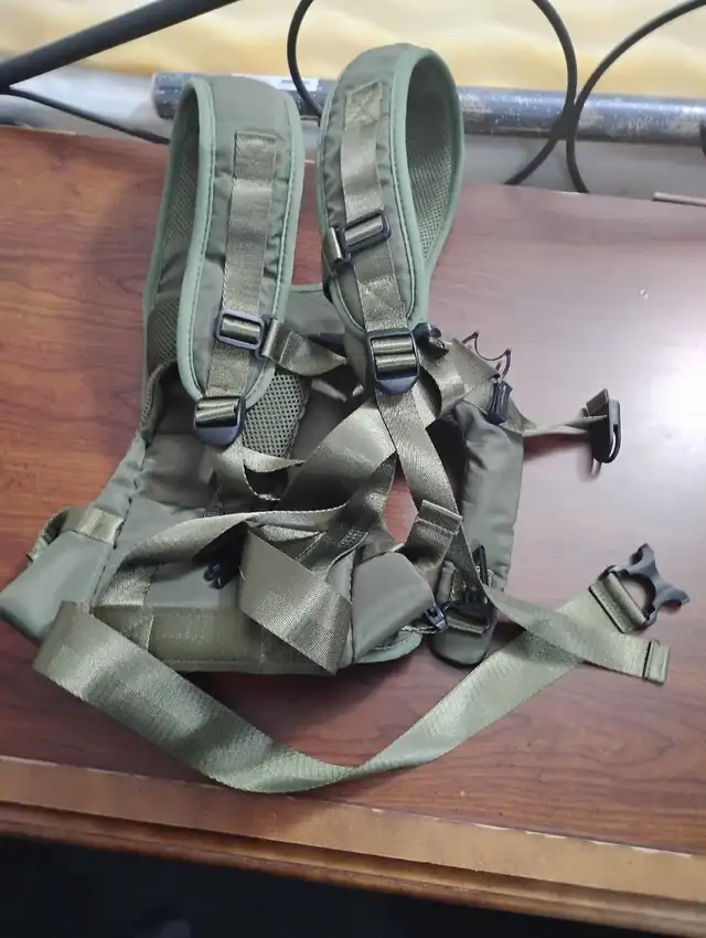 dog carrier/snuggly - Photo 2