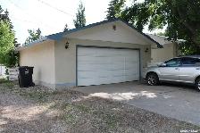 Rent 950 Sq feet 3-bedroom Bungalow house, Avalon Area - Photo 16