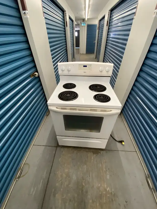 WHITE ELECTRIC COIL STOVE - Photo 2