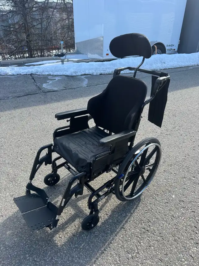 TILT WHEELCHAIR 18" - Photo 2