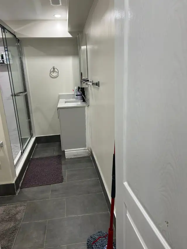 2 Bedroom Basemaent   for lease - Photo 5