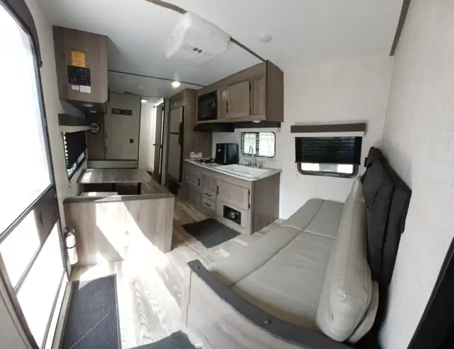 Roulotte Gulfsteam Trailmaster 2022 à vendre - Photo 8