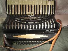 TITANO ACCORDION