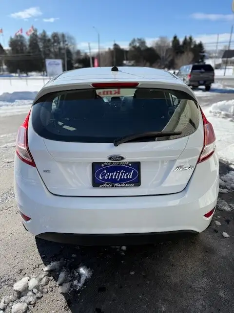 2014 FORD FIESTA SE  WOW ONLY 75,000 KM'S  AUTOMATIC - Photo 6