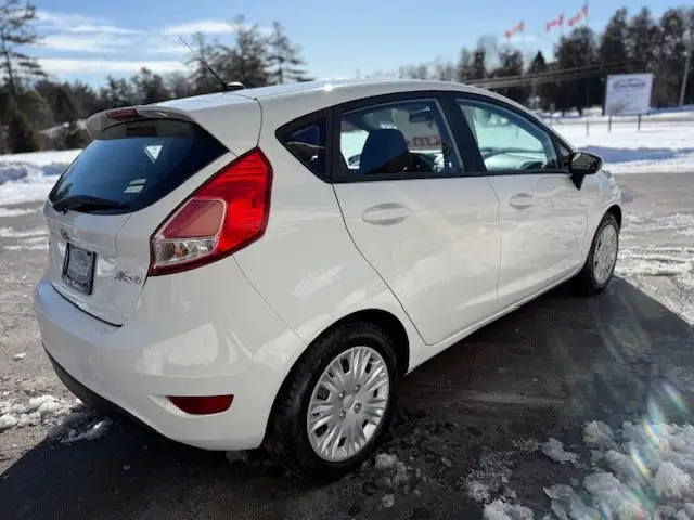 2014 FORD FIESTA SE  WOW ONLY 75,000 KM'S  AUTOMATIC - Photo 7