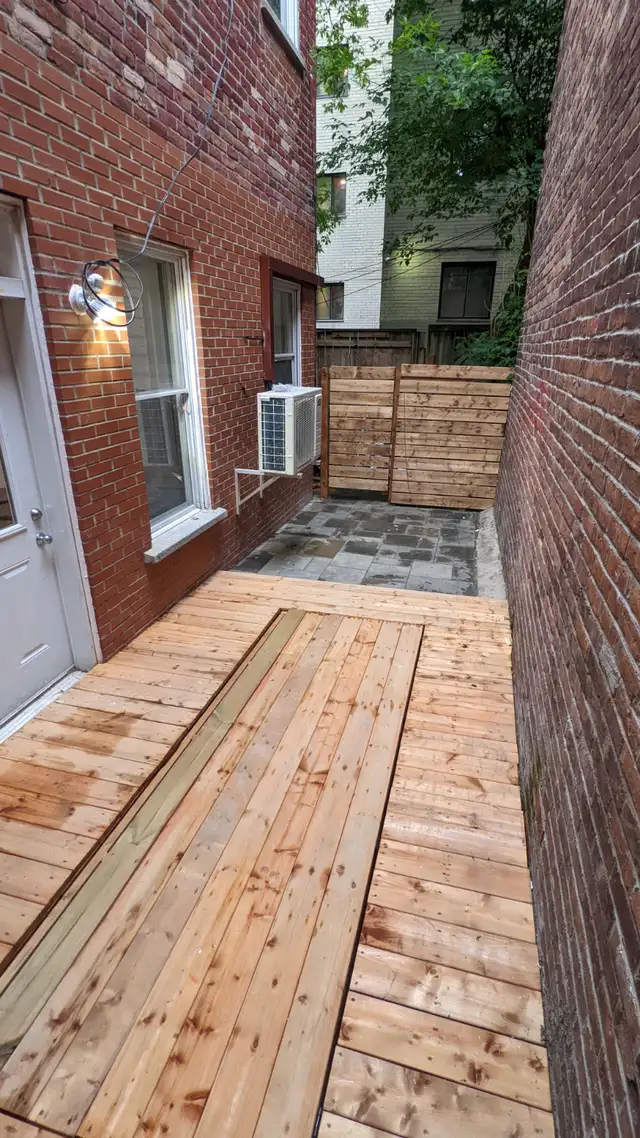 3 bedroom near McGill Furnished with utilities - Photo 9