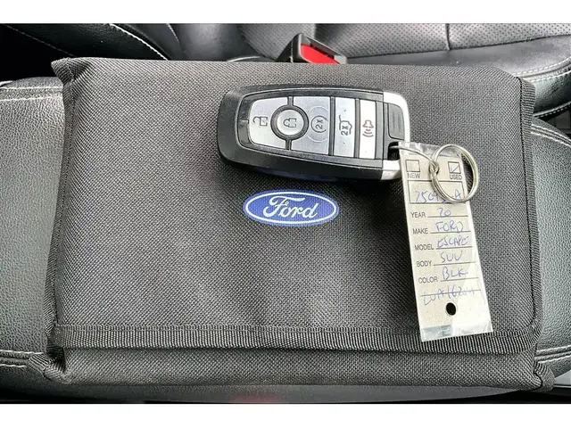 2020 Ford Escape Titanium | Heated Leather | Panoroof | AWD - Photo 10
