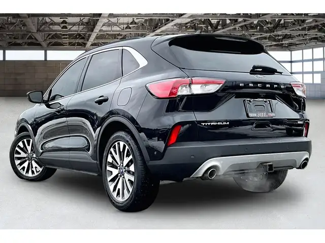 2020 Ford Escape Titanium | Heated Leather | Panoroof | AWD - Photo 12