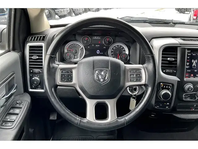 2022 Ram 1500 Classic SLT Quad V8 Black Appearance | Heated Seat - Photo 5