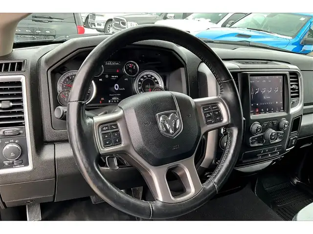 2022 Ram 1500 Classic SLT Quad V8 Black Appearance | Heated Seat - Photo 13