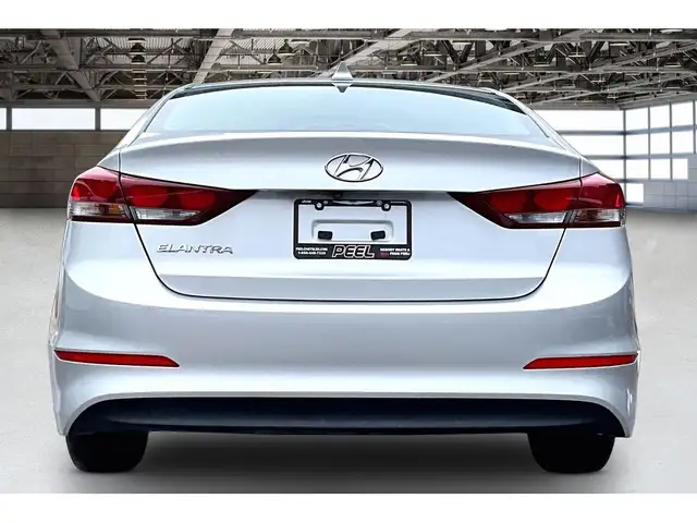 2017 Hyundai Elantra GL | HeatedSeats | BlindSpot | CarPlay | FW - Photo 4