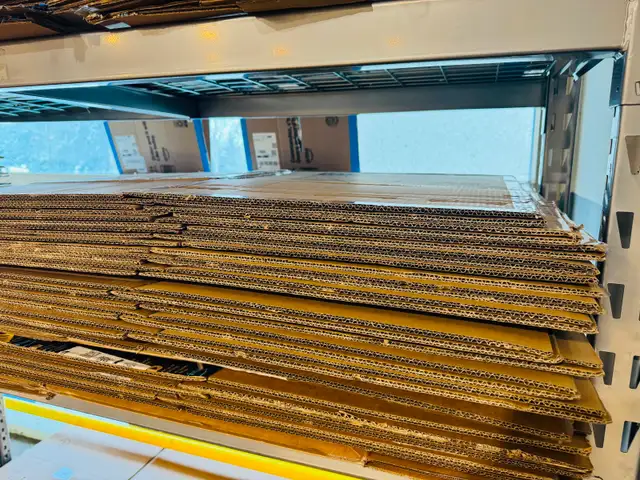 Boxes (Used – Like New) $1.00   Tax - Photo 3