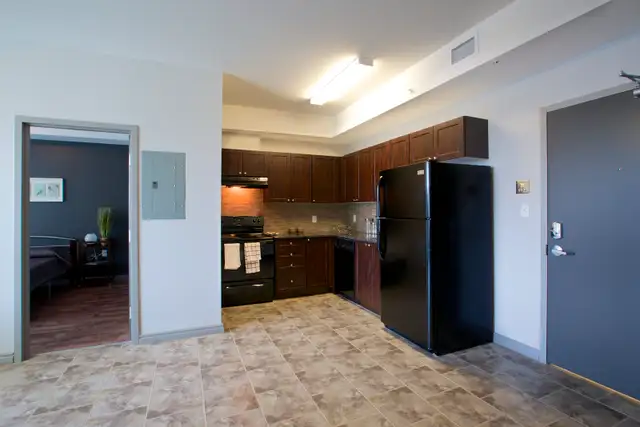 Private Bedroom with Private Bathroom NEAR WLU/UW/CC! - Photo 6