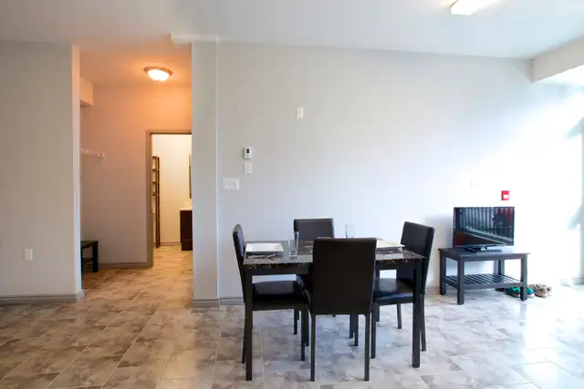 Private Bedroom with Private Bathroom NEAR WLU/UW/CC! - Photo 7