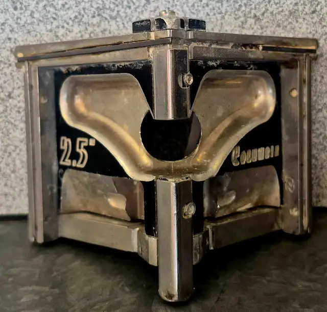 2.5' Columbia Flusher (31149687)