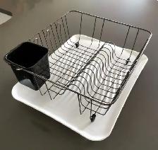Rust Resistant Dishrack with Flatware Caddy, Angled Drain Board