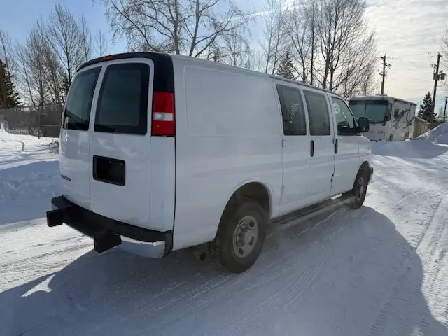 2024 CHEV EXPRESS CARGO VAN - Photo 5