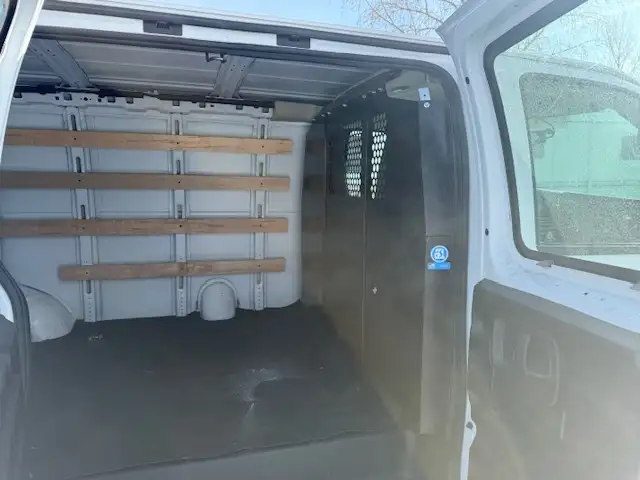2024 CHEV EXPRESS CARGO VAN - Photo 8