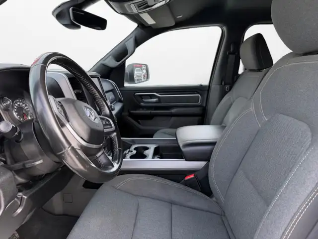 2022 Ram 1500 Big Horn 4x4 Quad Cab 6'4' Box - Photo 10