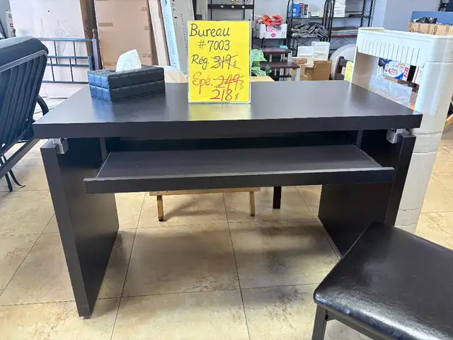 LE PLUS BAS PRIX!! TOUT EST NEUF! Des meubles en vente！