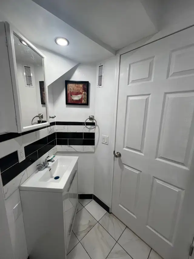 Walkout Suite - Best For the Couple Near Somerset LRT