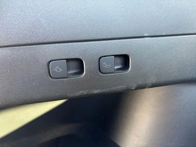 2021 Tesla Model Y Long Range AWD Dual Motor - Photo 13