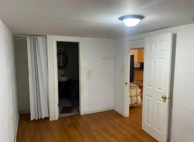 Basement for Rent - Photo 5