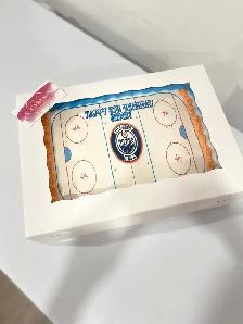Hockey birthday cake, Slab cakes 25-30 servings - Photo 3