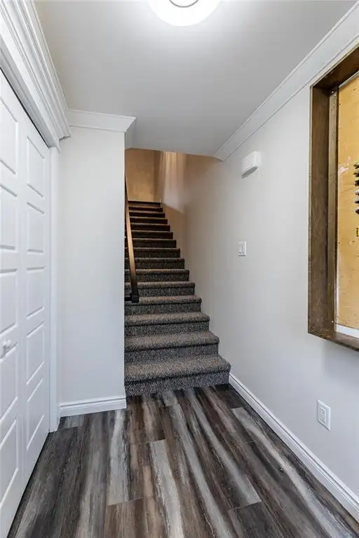 New 2-Bedroom Apartment off downtown - Photo 3