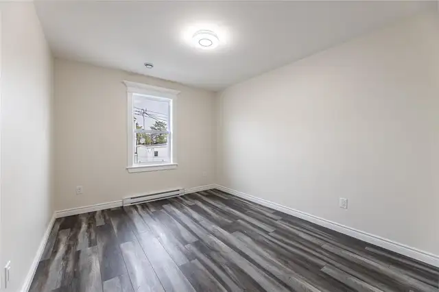 New 2-Bedroom Apartment off downtown - Photo 7