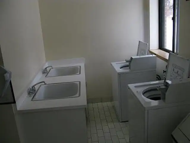 EXCLUSIVE! RARE 1 BEDROOM APARTMENT FOR RENT IN DOWNTOWN WHITBY. - Photo 5