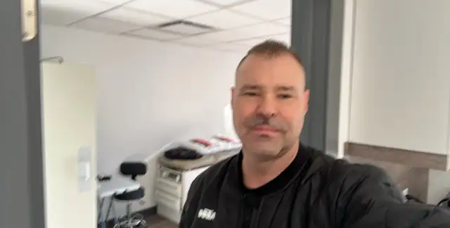 looking for a hearing aid practitioner partner - Photo 2