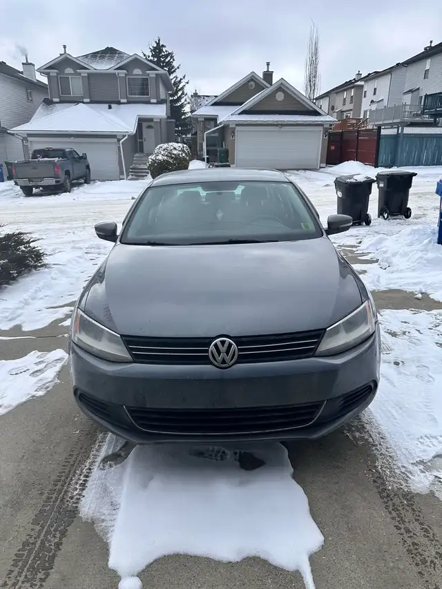 2011 Volkswagen Jetta 2.5L Manual For Sale - Photo 2