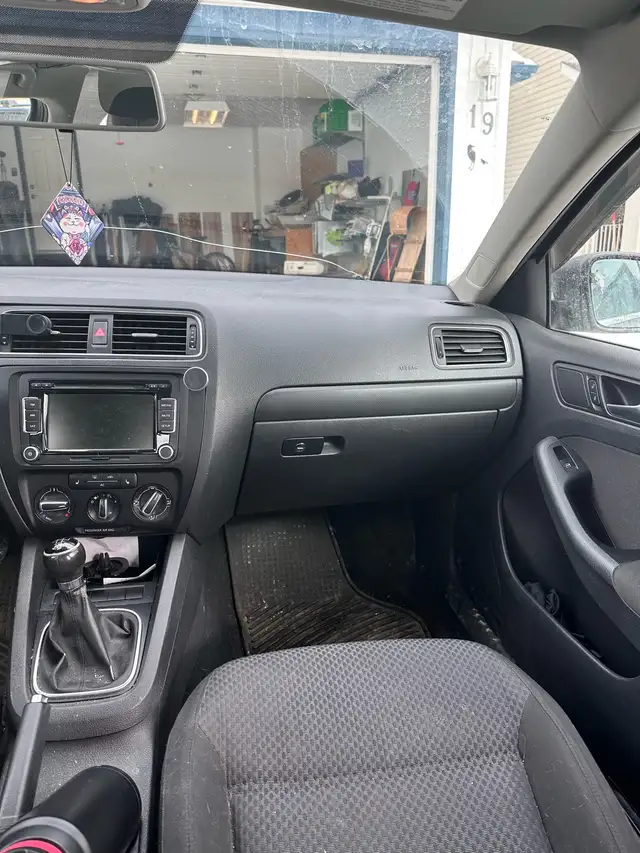 2011 Volkswagen Jetta 2.5L Manual For Sale - Photo 6