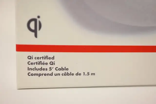 Wireless Charger Pad Qi Fuse Fast Charging with 5' cable NEW - Photo 6