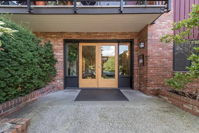 1 Bedroom Apartment for Rent - 155 19TH ST E - Photo 8