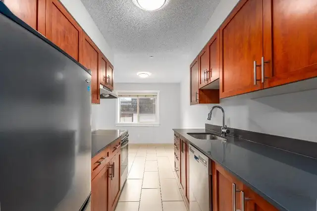 1 Bedroom Apartment for Rent - 155 19TH ST E - Photo 13