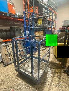 Kleton Man Cage for forklift on casters - Photo 3