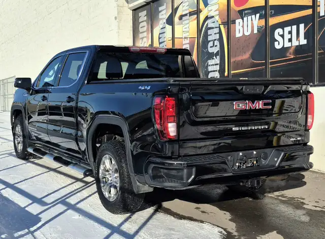 2022 GMC Sierra K1500 SLE - Photo 4