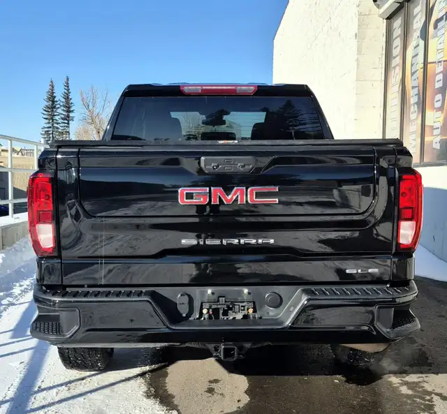 2022 GMC Sierra K1500 SLE - Photo 5