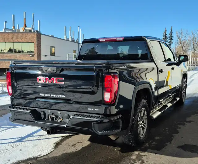 2022 GMC Sierra K1500 SLE - Photo 6