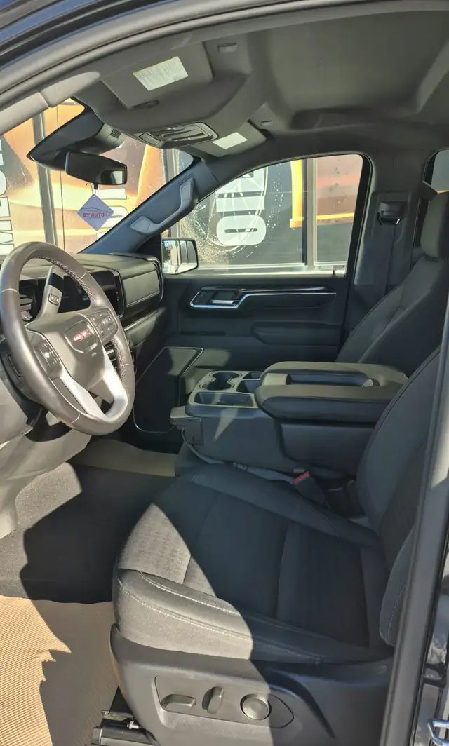 2022 GMC Sierra K1500 SLE - Photo 7